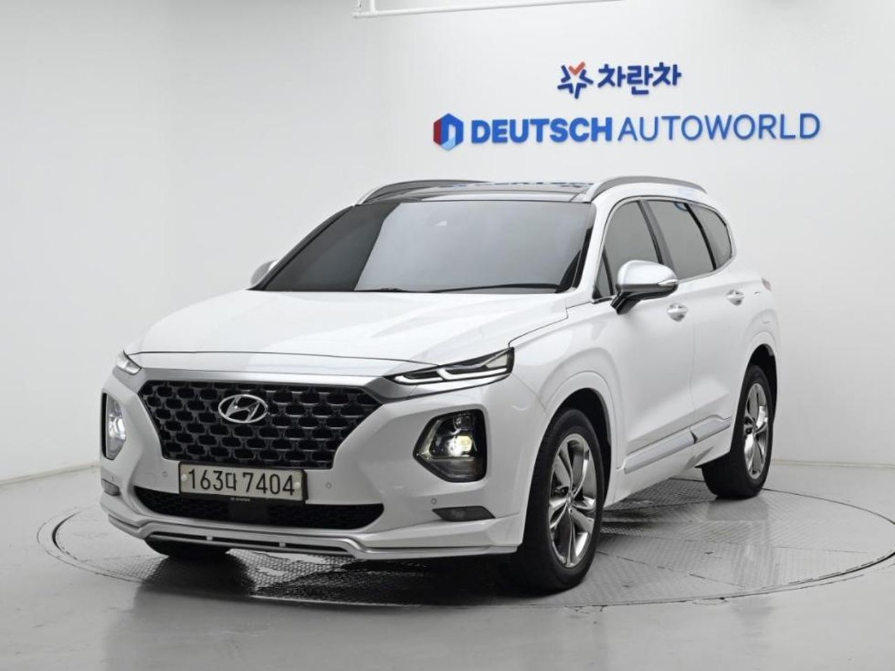 2019 Hyundai Santa, photo 1 of 1
