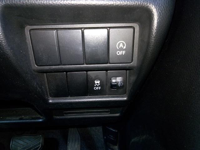 0902355A30261029W00117.jpg