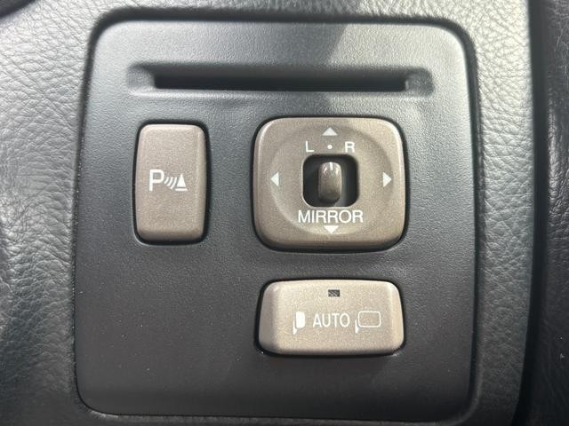 0200100A30260701W00116.jpg