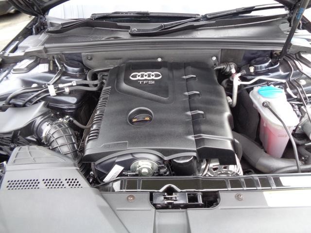 0551404A30261020W00111.jpg