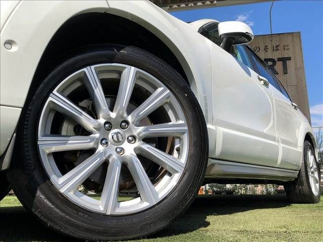 4b3f61ceeb80229740cc9792332ae8e1.jpg
