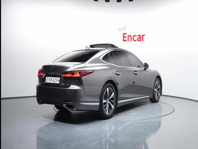 5e193bd7dd3df83cd6c450baefc2d6cd.jpg