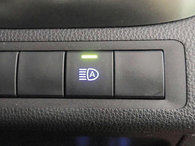 0203825A30261017W00208.jpg