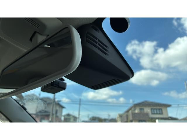 0403498A30261016W00417.jpg