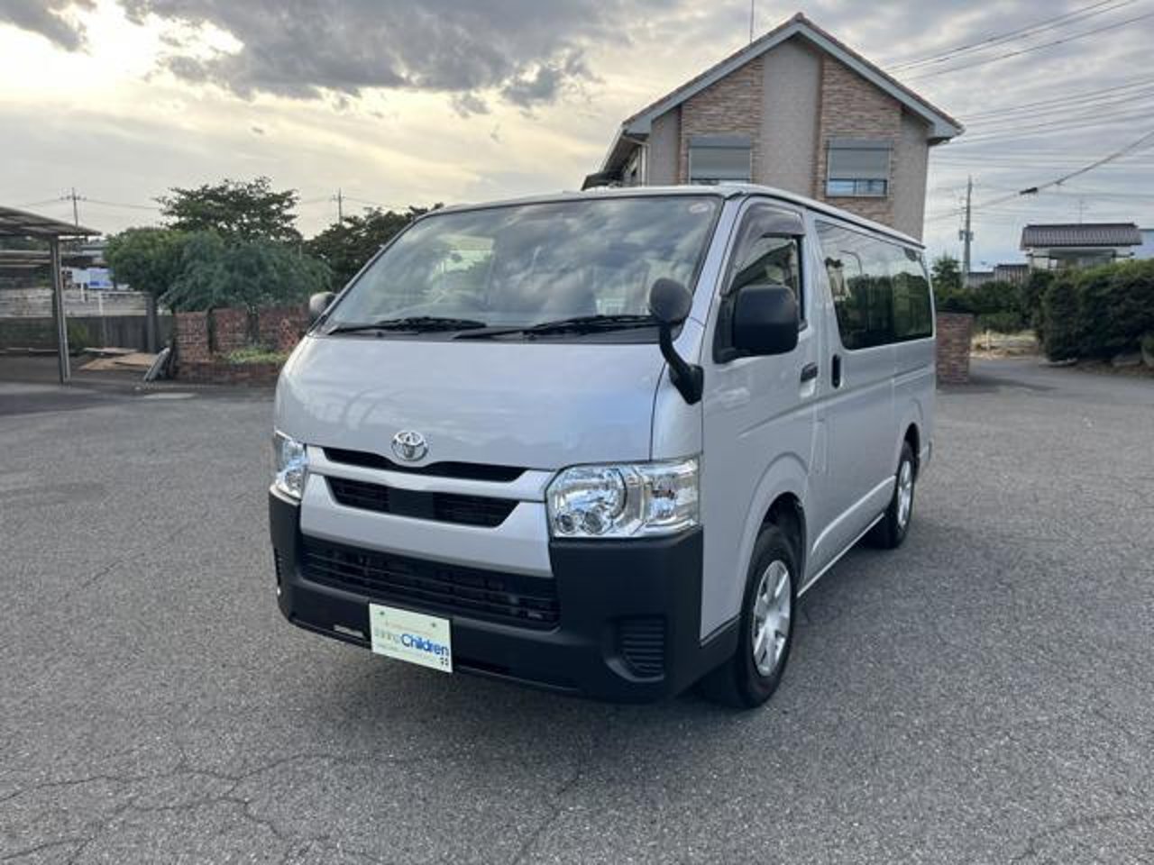 2021 Toyota Hiace, photo 1 of 1