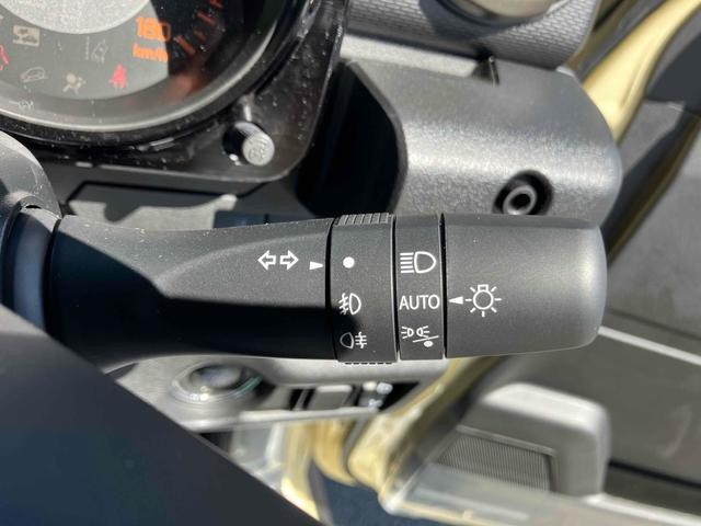 1002960A30261009W00409.jpg