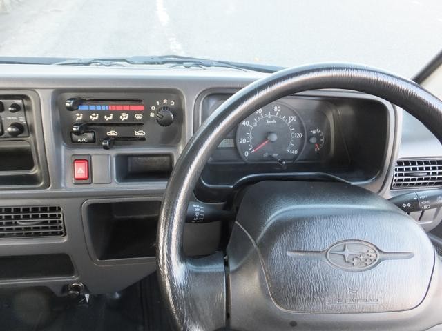 1002537A30261016W00104.jpg