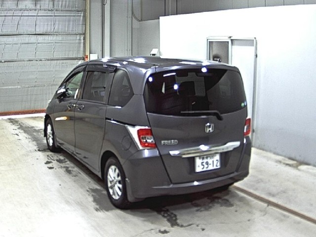 b8a1dbb50cc5b1296ef6441d622650c9.jpg
