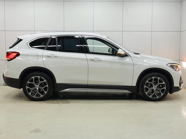 9572169A30260823W00107.jpg