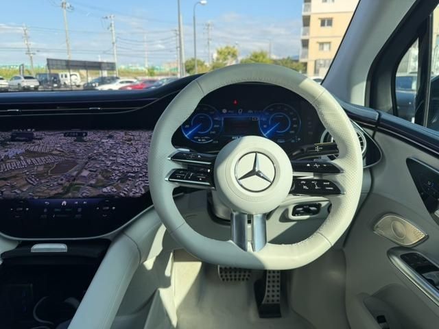 51c064bb6fb634f6e72212cf0c0f7d70.jpg