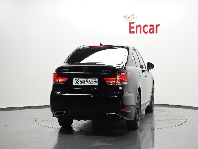 8b22759efcc19bdd987d850ca07ca18c.jpeg
