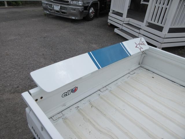 0202085A30260713W00110.jpg