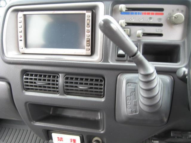 0403251A30260404W00216.jpg