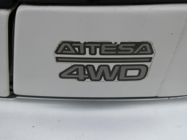 0403642A30261028W00213.jpg