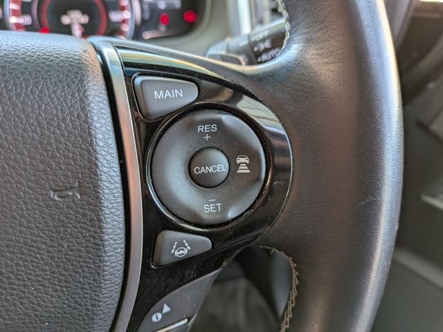 0204992A30261001W00118.jpg