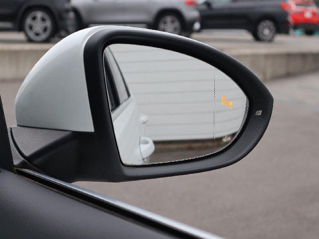 a1260eef90eef4b9820b1df16a67ef7d.jpg