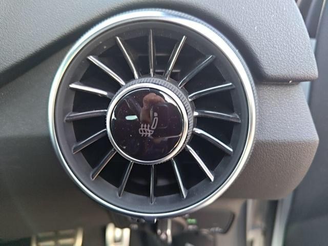 0500996A20261025G00218.jpg