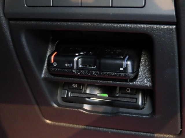 cd6ada6bf4e97250c3c3bec6f0357f73.jpg