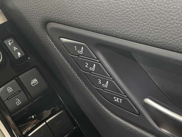 e894eee75de38b02dd00a69ea04fc4a3.jpg