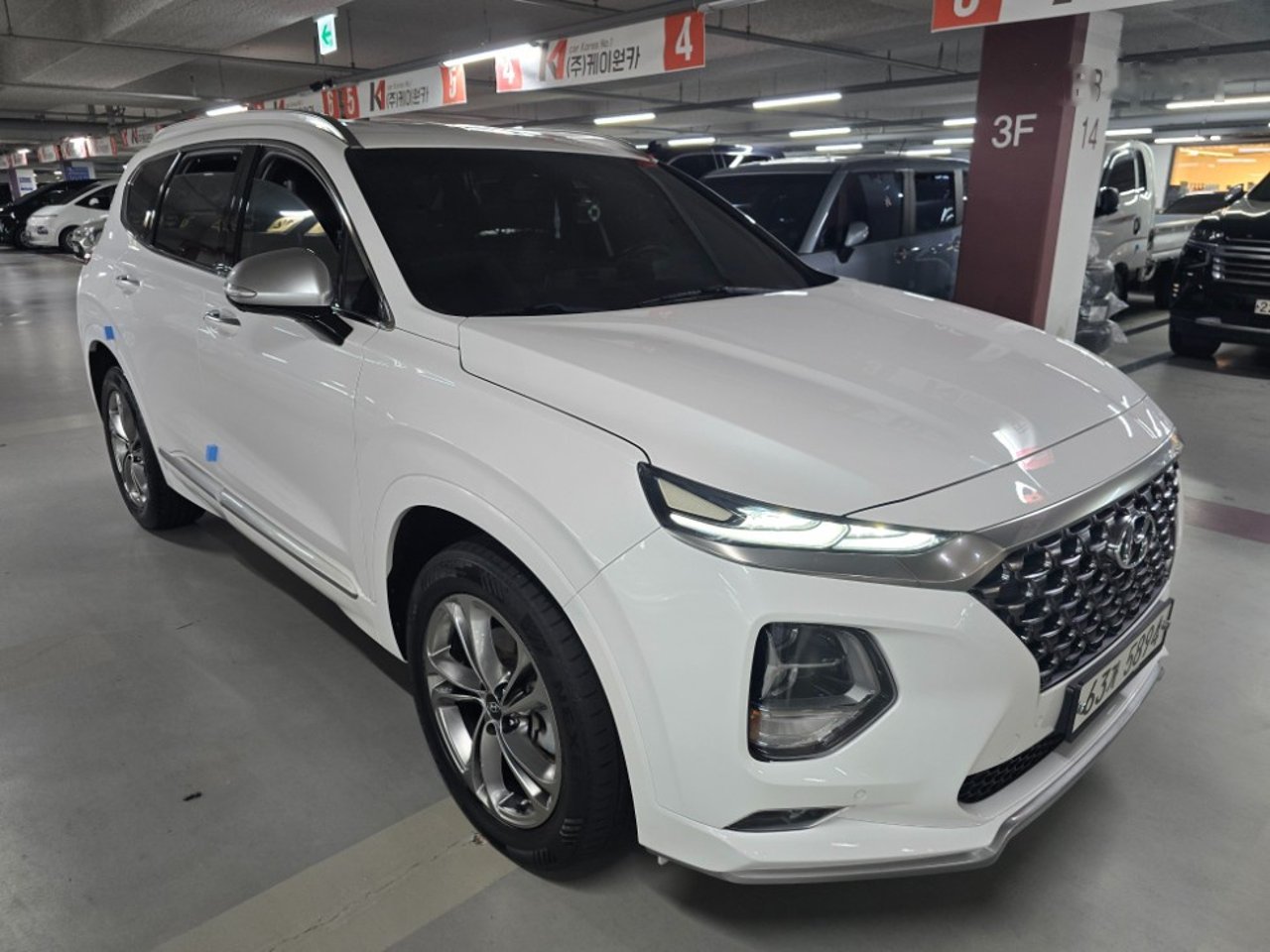 2019 Hyundai Santa, photo 1 of 1