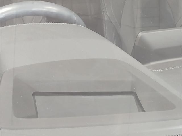 9730600A30260830W00114.jpg