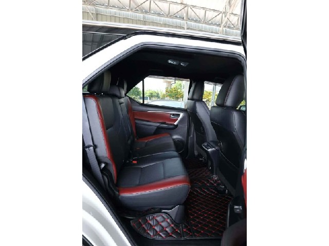 fca4cbe24e944b73e2a4a70dcf86dcf7.jpeg