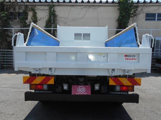 9ab326935ea2acc3c8d67d22db38db18.jpg