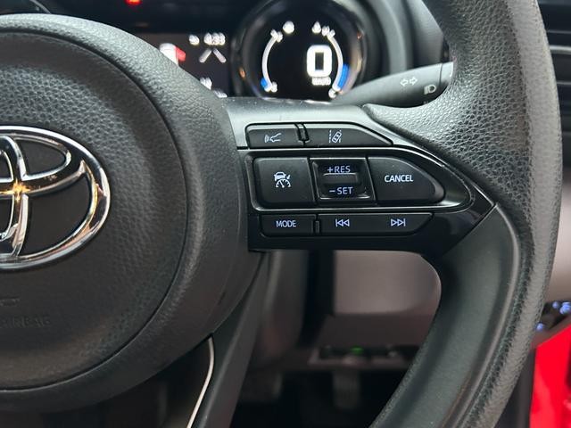 1000997A30261020W00811.jpg
