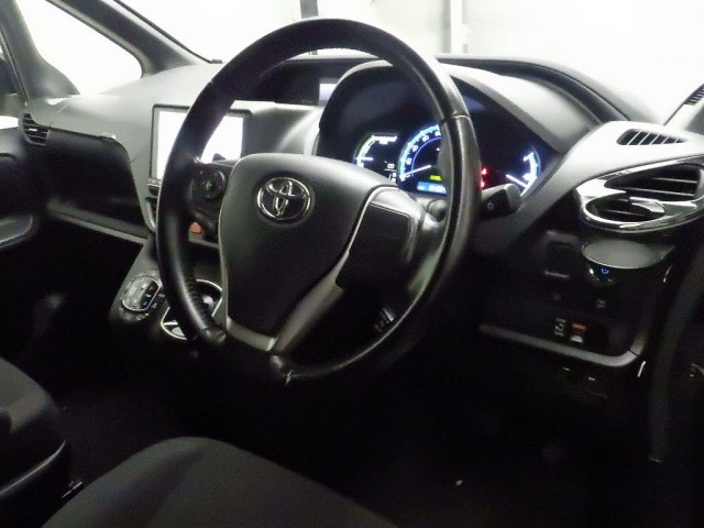 f240b57c254edee3f4aff3259581b7b6.jpg