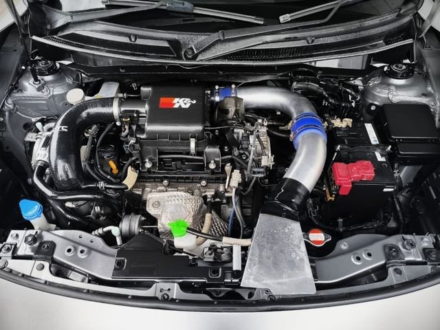 f890996a1aa84a51f79be3fb4a510df4.jpg