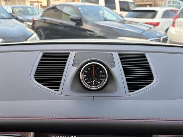 95b70f90a9b2e6d8c345af915914ddaa.jpg