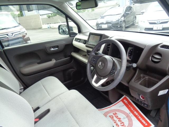 1101453A30260911W00106.jpg