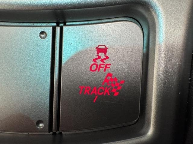 92e2fca0fc064159072ab86c54a0227d.jpg