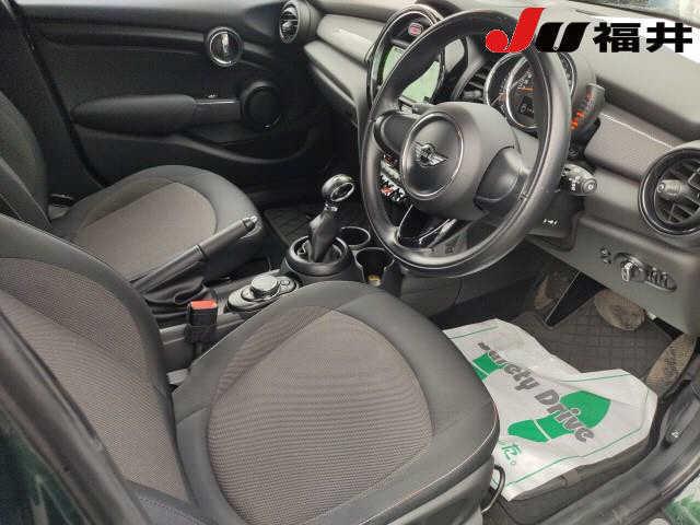 bafa8faa36d994508c701ff3f39ce696.jpg
