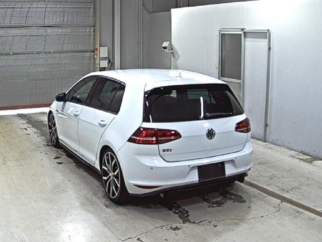 3fdf1681eefad351226ea8db66cb5dcd.jpg