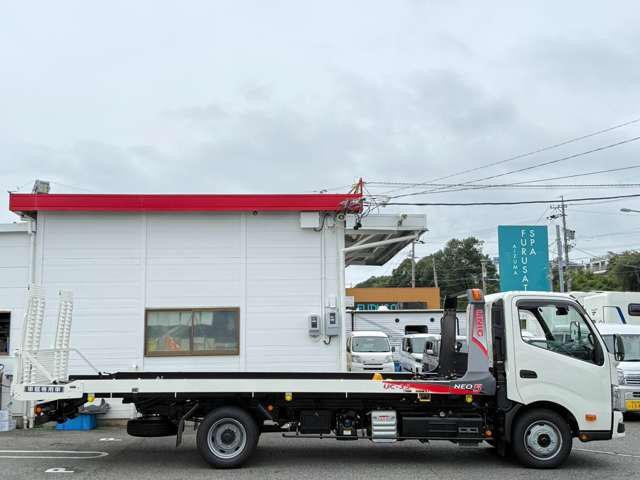 abb8c305a3f84c44f797b0edea5d55a5.jpg