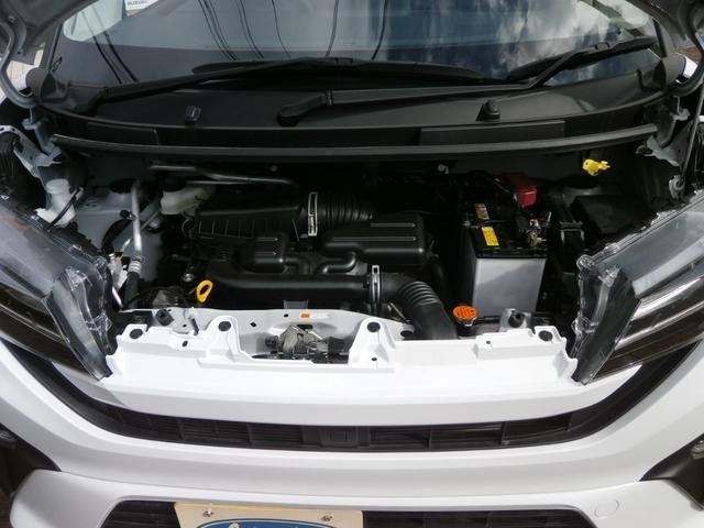 0400418A30261029W00117.jpg
