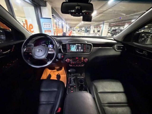 d5903b1f1e756fcfe3ad318795d08a4d.jpeg