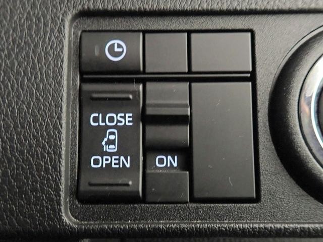 0206389A30261025W00116.jpg