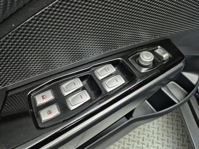 5111002532R17.jpg