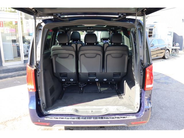 21bde208eb3f9b9f3a84b089d40b4d40.jpg