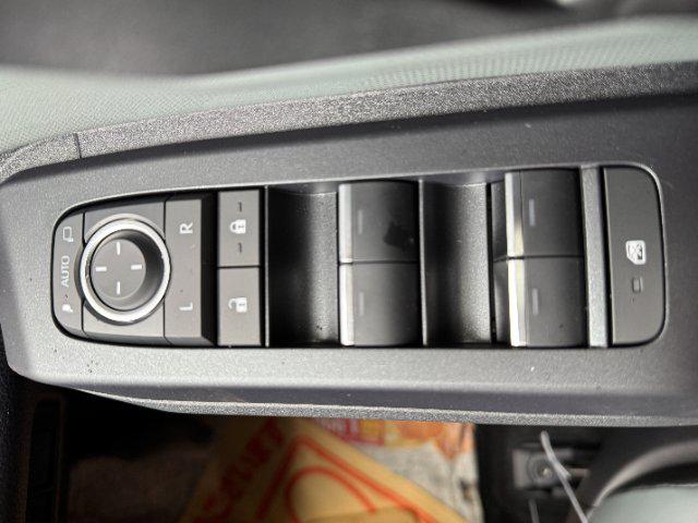 4bc8e52977916debab1736e9f318185a.jpg