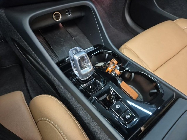 6071500415R8.jpg