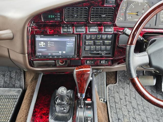0303064A30261001W00117.jpg