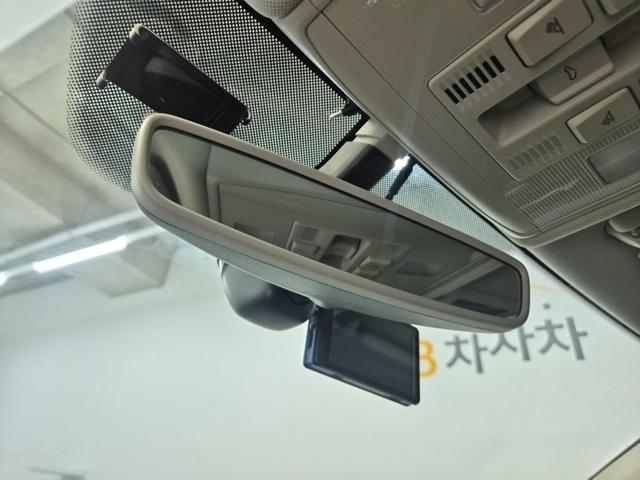 6051501539R16.jpg