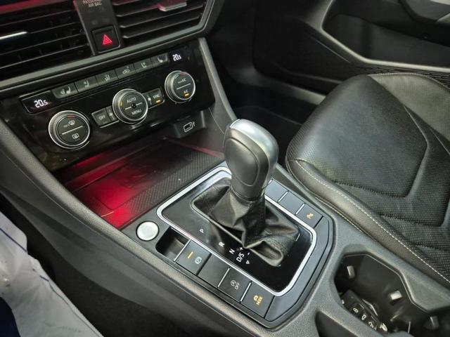 6051501539R8.jpg