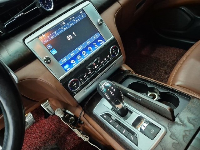 6061500651R10.jpg