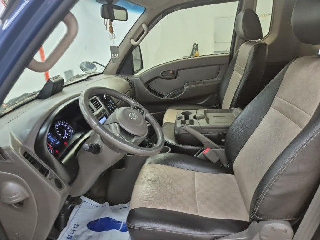 6081501882R10.jpg