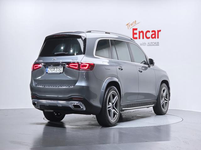 b70d1ba3e1d73466dd65e9d7cb6d0105.jpeg