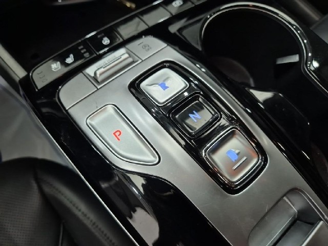 6051000748R8.jpg